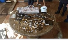 GPT prendeu suspeito de roubo e recuperou parte de mercadoria levada de relojoaria.