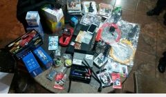 Polícia apreende menor e recupera objetos furtados