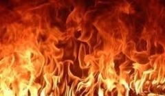 Homem ateia fogo no carro da ex