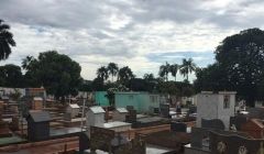 Cemitério é preparado para o dia de finados