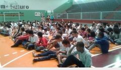 SINTEGO Quirinópolis reuniu vários estudantes no Abraço Negro 2016