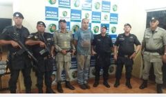 Ladrões invadem casa, amarram vítimas e roubam camionete