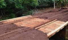 Inaciolândia: Prefeitura reconstrói ponte