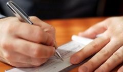 Cheque pré-datado descontado antecipadamente gera indenização