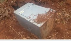 Cofre levado de lotérica de Quirinópolis é encontrado na zona rural.